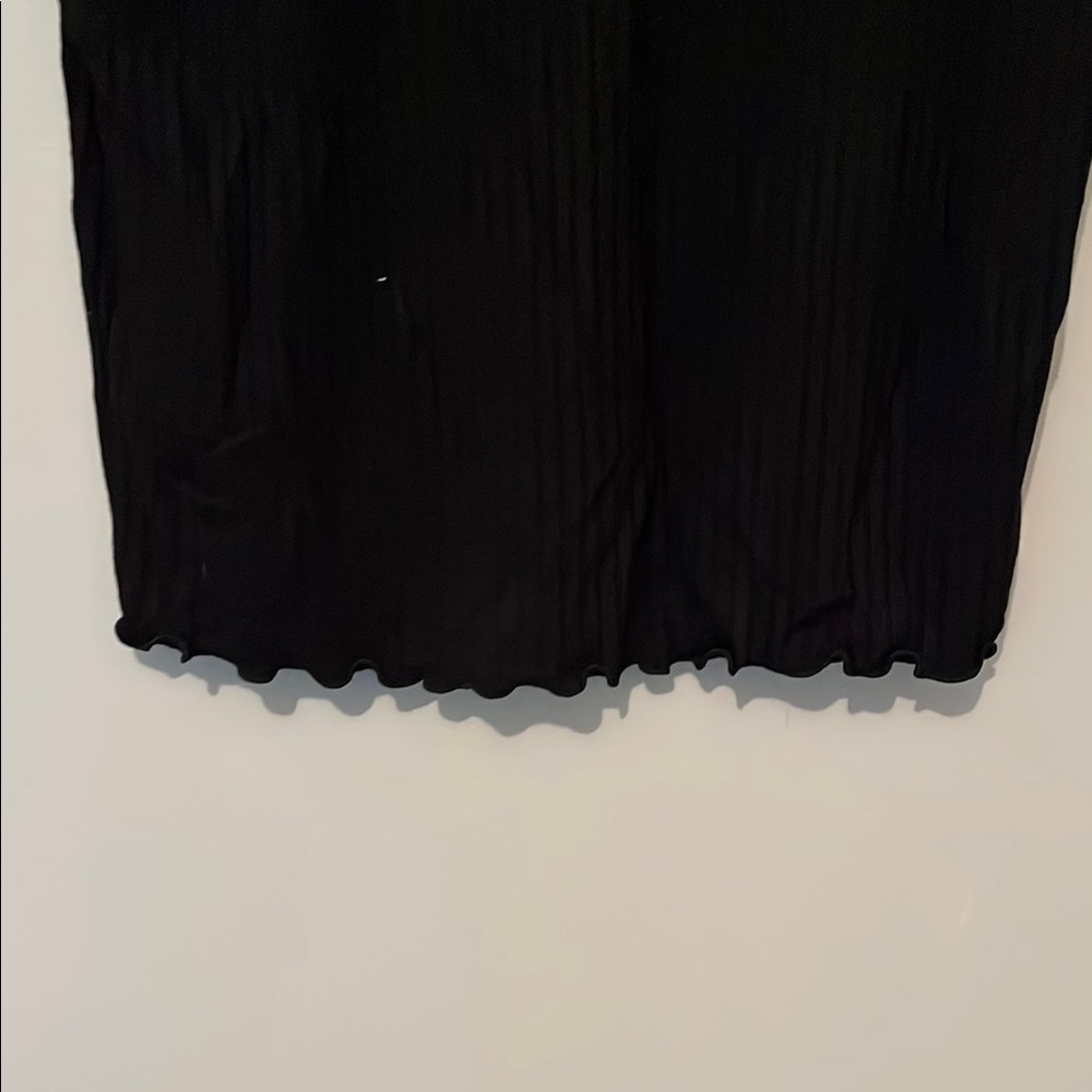 Black Fitted Ribbed Short Sleeve Top - Picture 7 of 7